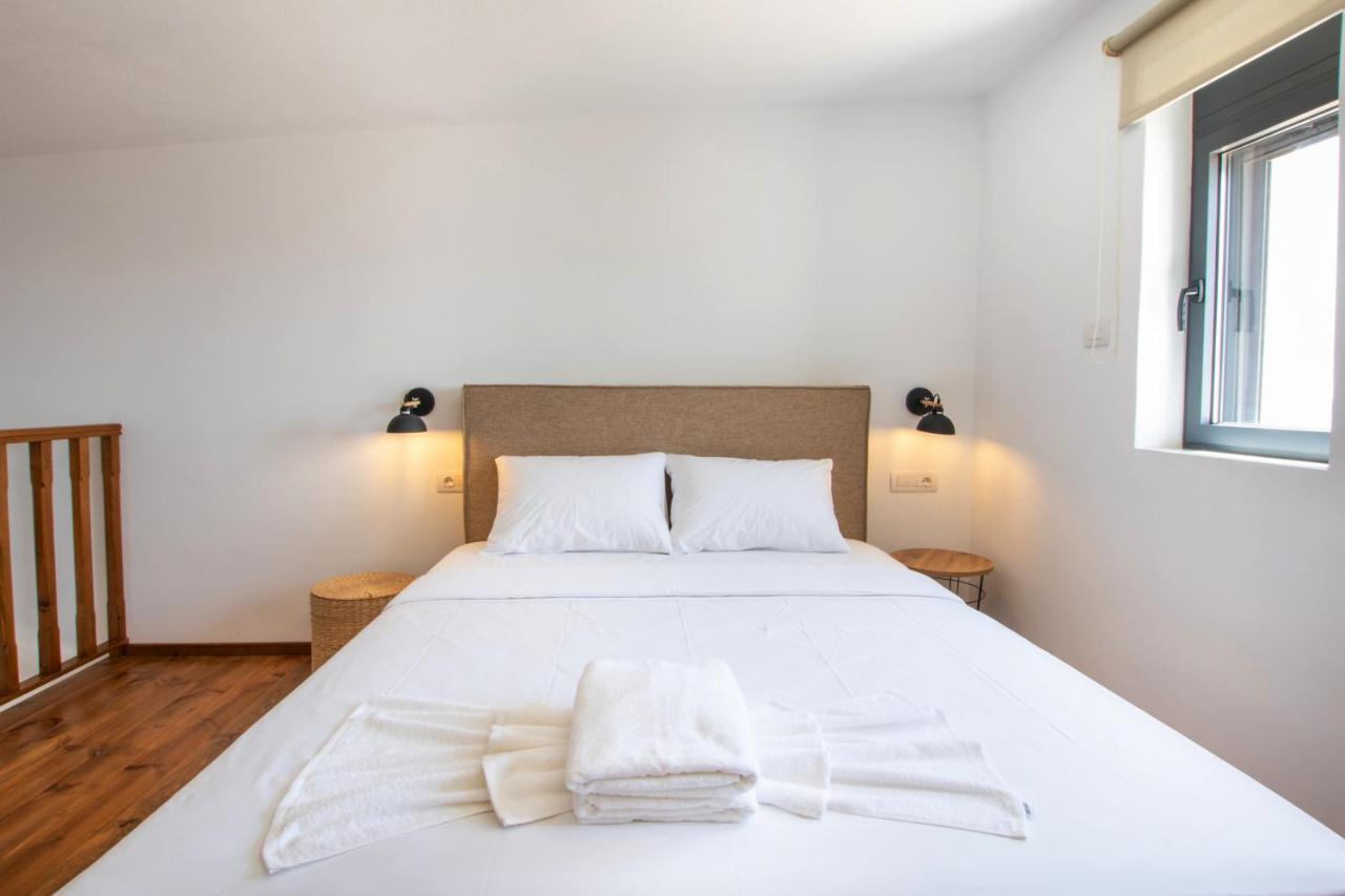 Cato Agro 3, Seafront Villa With Private Pool Afiartis Eksteriør bilde